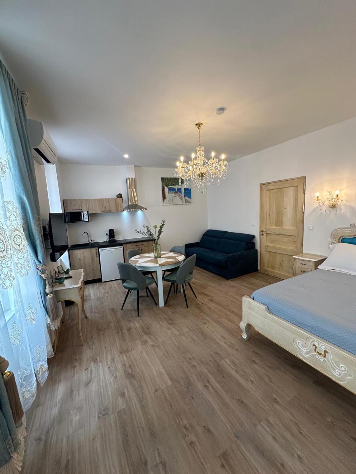 Appartement Du Cloitre 1Er Нарбонна Экстерьер фото